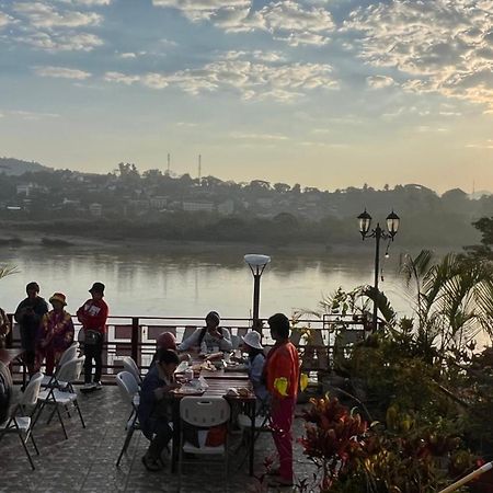 Day Waterfront Hotel Chiang Khong Exteriér fotografie