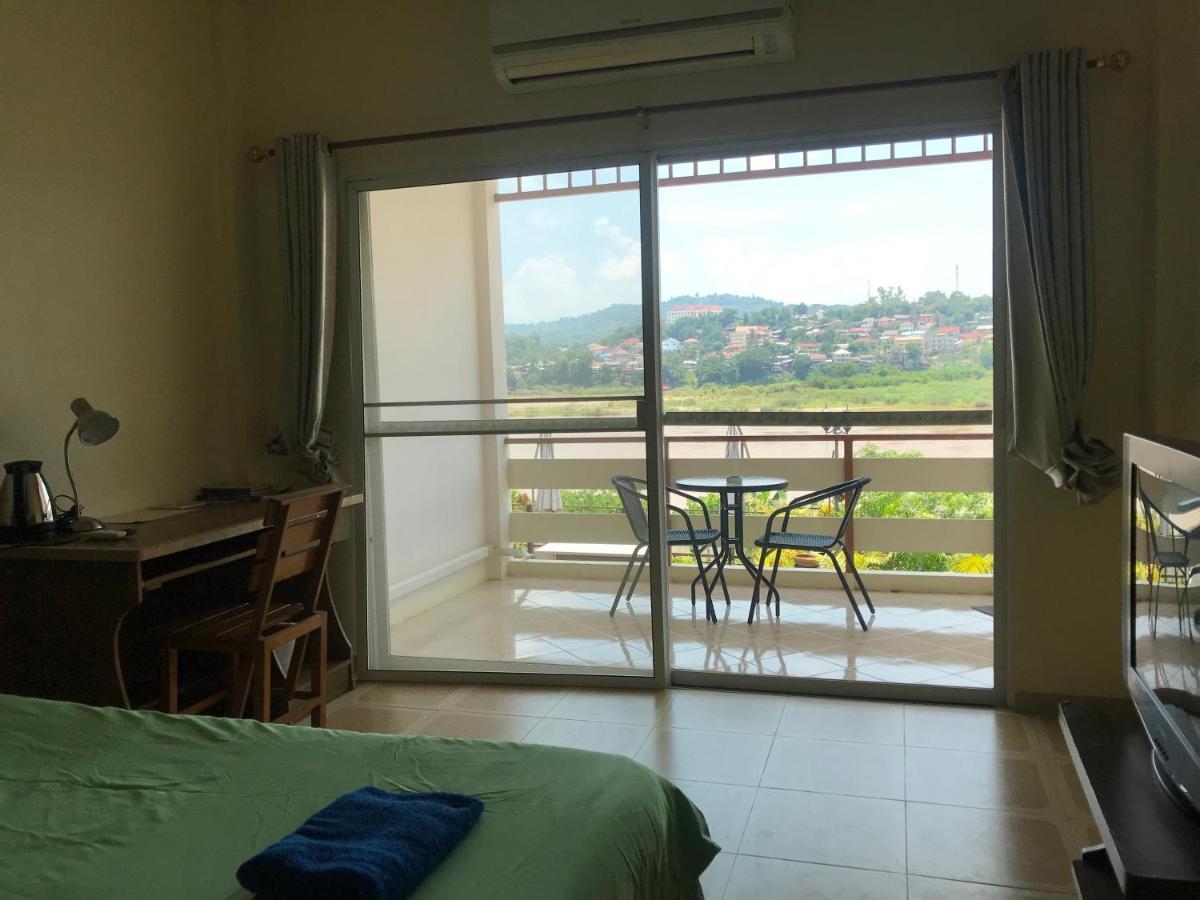 Day Waterfront Hotel Chiang Khong Exteriér fotografie