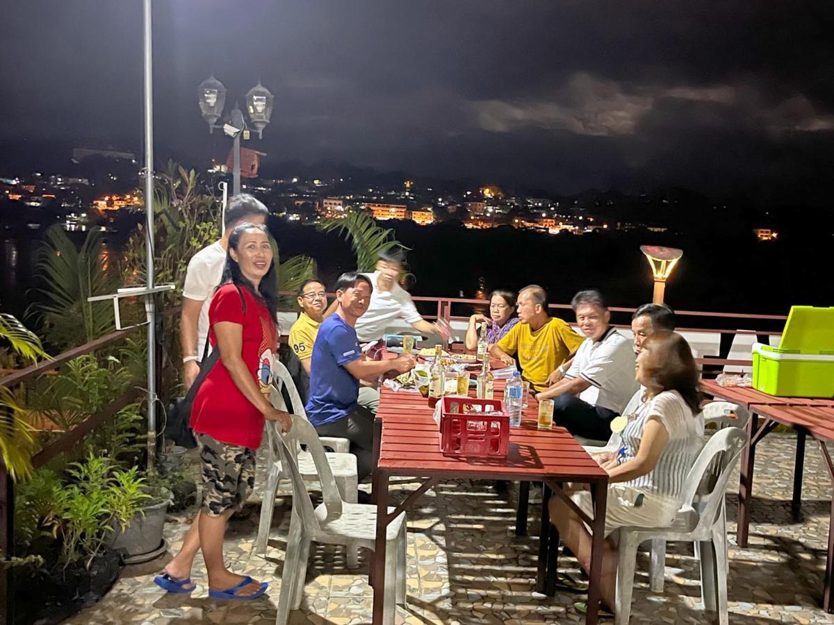 Day Waterfront Hotel Chiang Khong Exteriér fotografie