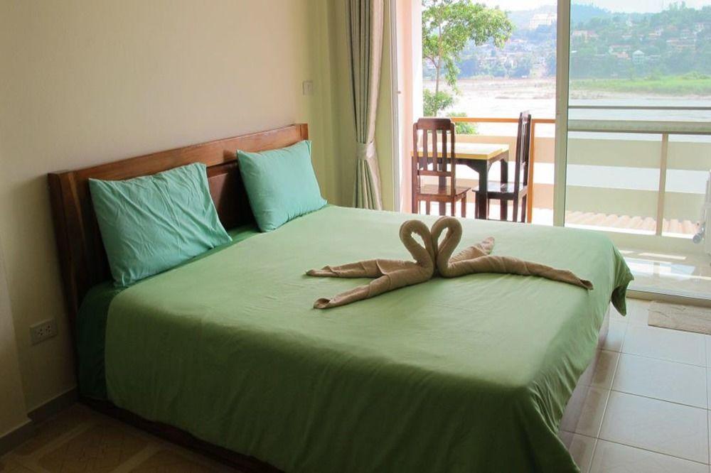Day Waterfront Hotel Chiang Khong Exteriér fotografie