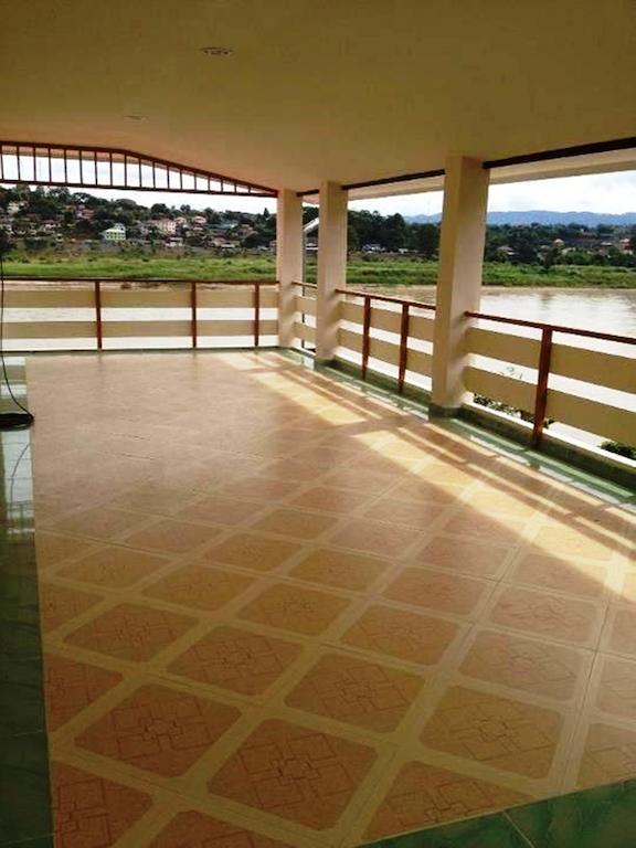 Day Waterfront Hotel Chiang Khong Exteriér fotografie