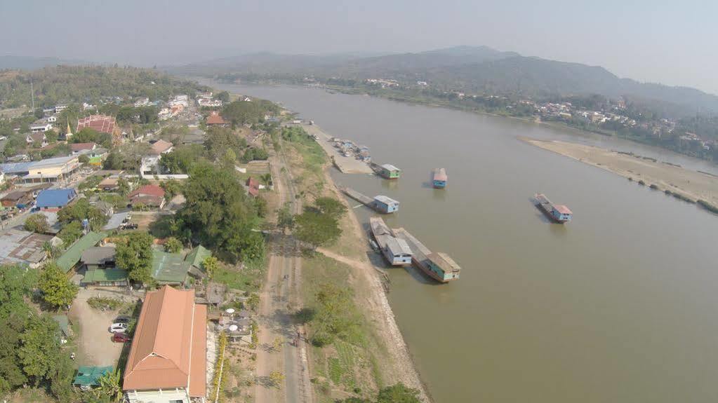 Day Waterfront Hotel Chiang Khong Exteriér fotografie