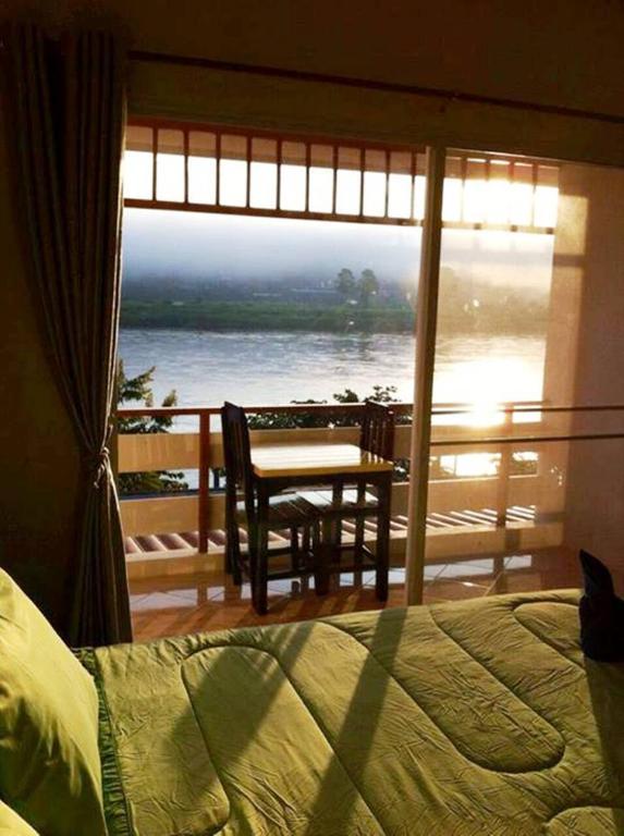 Day Waterfront Hotel Chiang Khong Exteriér fotografie